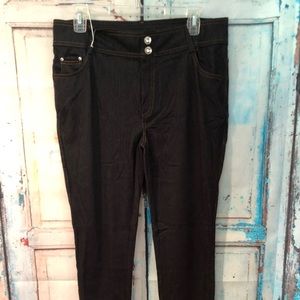 PLUS WOMENS JEGGINGS
